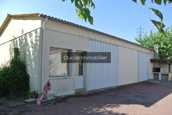 Maison de plain pied 3 chambres et grand garage de 128 m²