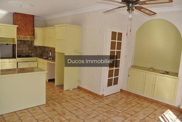 Maison de plain pied 3 chambres et grand garage de 128 m²