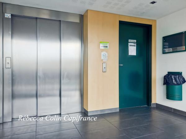 Appartement T2 avec balcon et place de parking