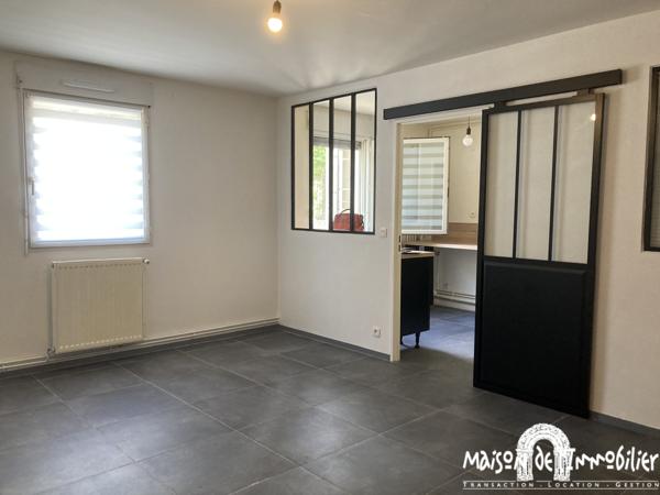 Location à COGNAC - Appartement en résidence sécurisée - 2 pièces - 50m²