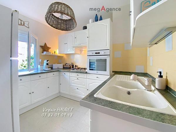 Appartement à FLEURY, 11560 - 3 pièces 65m²
