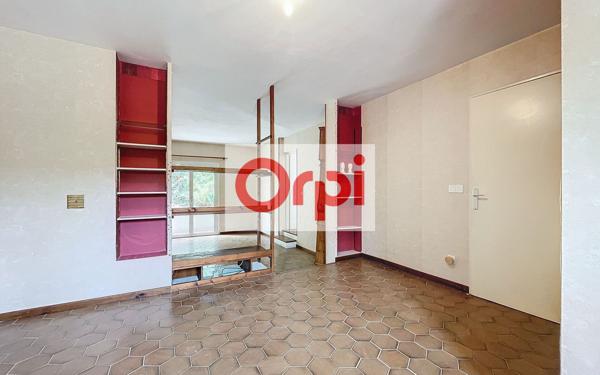 Maison à vendre    6 pièces • 143,25 m2 Venelles