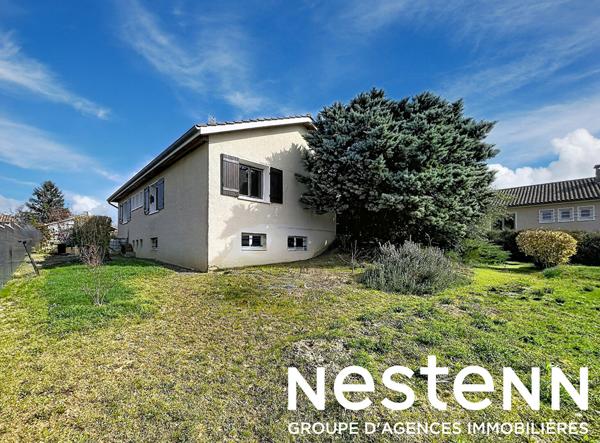 A Vendre: Maison 3 chambres sur 1 120 m² de terrain ? Centre La Chapelle-de-Guinchay