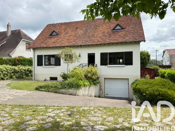 Maison à vendre 7 pièces 136,61 m² Saint-Jean-de-la-Ruelle