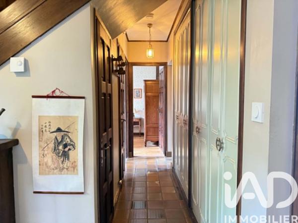 Maison à vendre 7 pièces 136,61 m² Saint-Jean-de-la-Ruelle