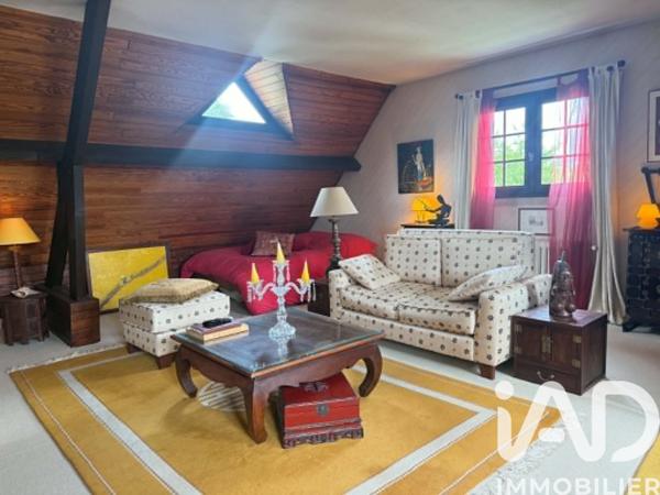 Maison à vendre 7 pièces 136,61 m² Saint-Jean-de-la-Ruelle