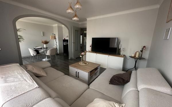 Appartement à vendre    3 pièces • 71,48 m2 Saint-Égrève