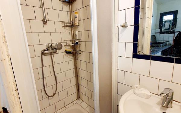 Appartement à vendre    1 pièce • 15,40 m2 Saint-Denis