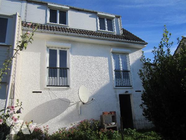 PAVILLON SUR SOUS-SOL de 82 m2 avec garage attenant