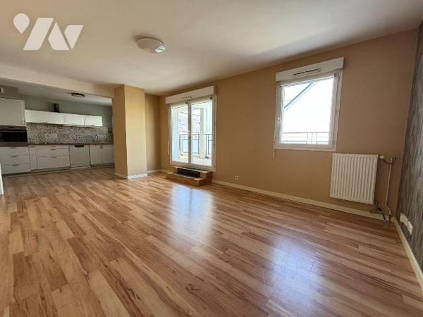 NOUVEAUTE - Exclusivité Trente-Cinq Notaires ! 

A 10 minutes de Rennes, sur la commune de NO...