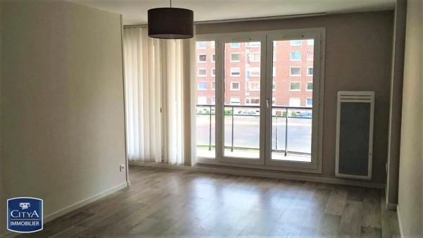 Appartement à louer 2 pièces 48.46m² Lille (59000)