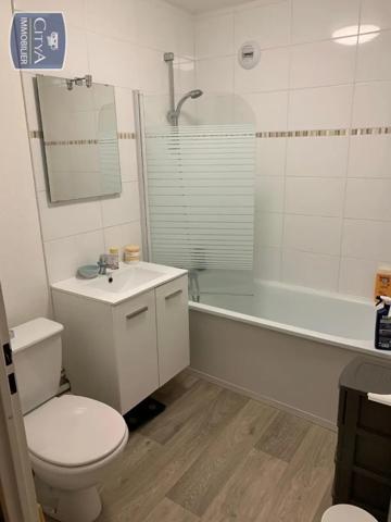 Appartement à louer 2 pièces 48.46m² Lille (59000)