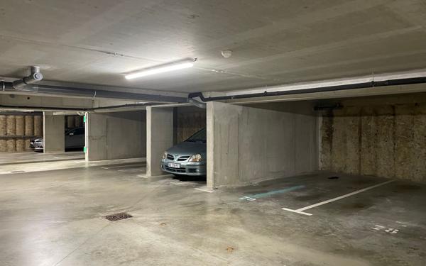 Stationnement à louer    20 m2 Toulouse