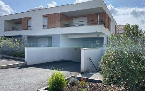 Stationnement à louer    20 m2 Toulouse