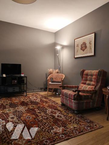 Exclusivité appartement type IV en parfait état rue Carnot avec garage et cave.