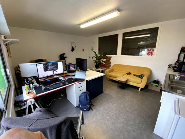 A LOUER : Bureau open-space 25 m2 + Espaces Communs - RAGON, Nord de Nantes