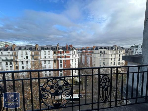 Appartement à louer 5 pièces 137.3m²