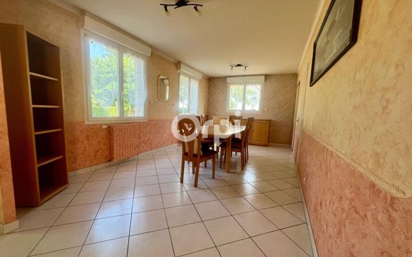 Maison à vendre    5 pièces •  Péaule