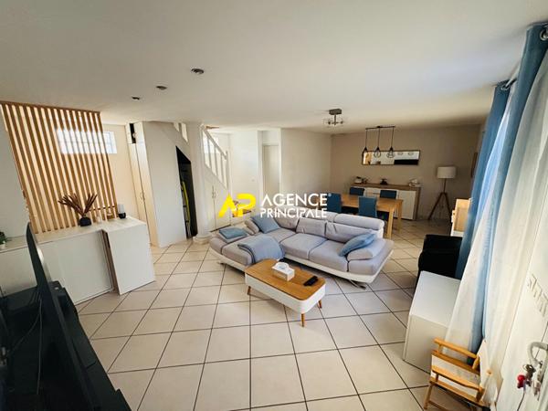 BEZONS _ Maison 5 pièces 92.35 m2 €440 000 ** - Référence 4343