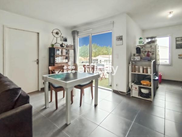 Appartement
         3 pièces
        - 62 m² Exclusivité 250 000 € *