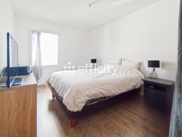 Appartement
         3 pièces
        - 62 m² Exclusivité 250 000 € *
