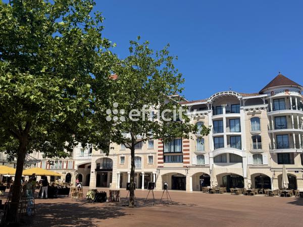 Local Commercial
         2 pièces
        - 35 m²