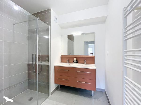 Appartement à vendre 270 810 € Royan 3 p 64 m² DPE C