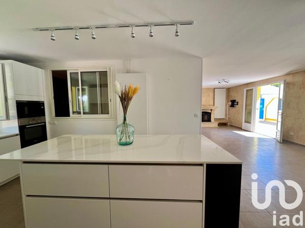 Maison à vendre 6 pièces 140 m² Saint-Zacharie