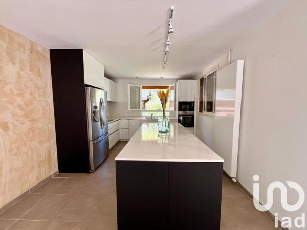 Maison à vendre 6 pièces 140 m² Saint-Zacharie