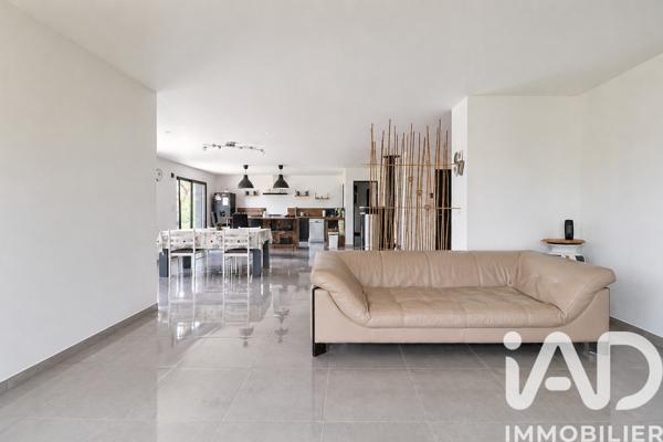 Maison à vendre 5 pièces 155 m² Les Pennes-Mirabeau