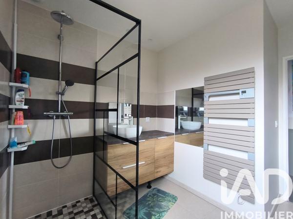 Maison à vendre 5 pièces 143,12 m² Sèvres-Anxaumont