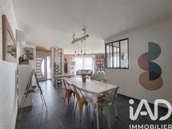 Maison à vendre 5 pièces 143,12 m² Sèvres-Anxaumont