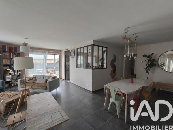 Maison à vendre 5 pièces 143,12 m² Sèvres-Anxaumont