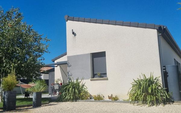 Maison à vendre    5 pièces •  Chatuzange-le-Goubet