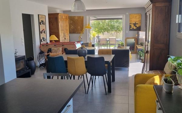 Maison à vendre    5 pièces •  Chatuzange-le-Goubet