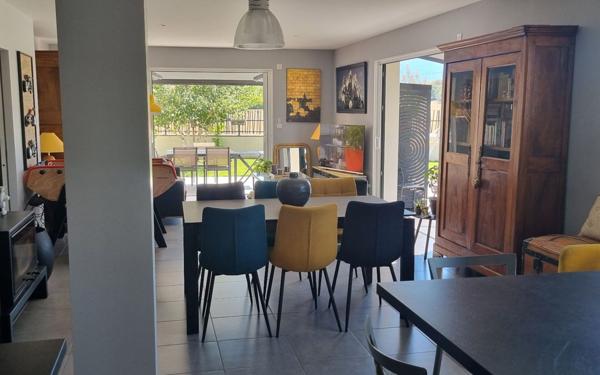 Maison à vendre    5 pièces •  Chatuzange-le-Goubet