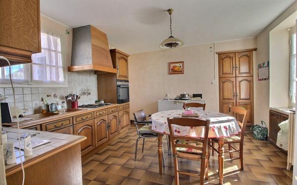 Maison à vendre    4 pièces •  Montcenis