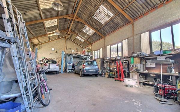 Maison à vendre    4 pièces •  Montcenis