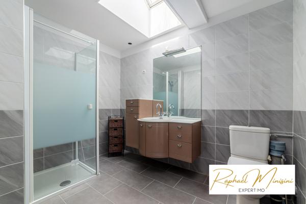 Jouars-Pontchartrain (78760) Élégante maison de maître à Jouars-Pontchartrain – 340 m² habitables