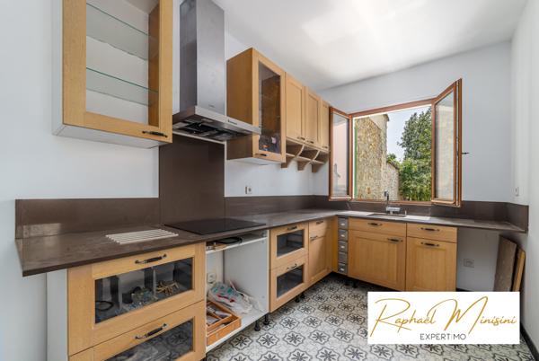 Jouars-Pontchartrain (78760) Élégante maison de maître à Jouars-Pontchartrain – 340 m² habitables