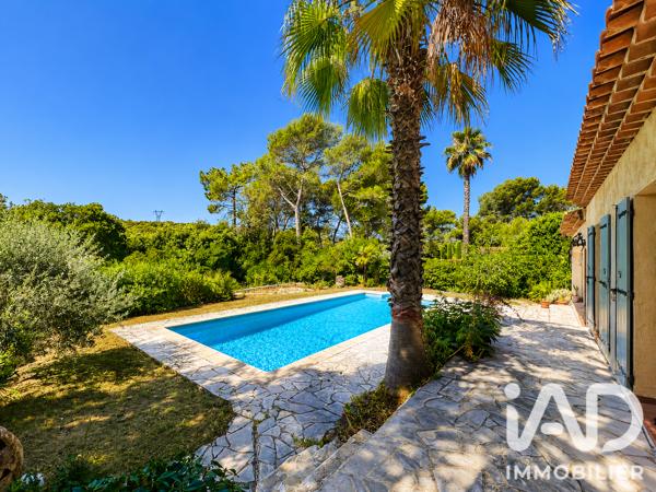 Maison à vendre 6 pièces 147 m² Valbonne