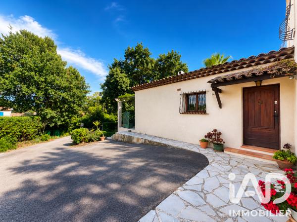 Maison à vendre 6 pièces 147 m² Valbonne