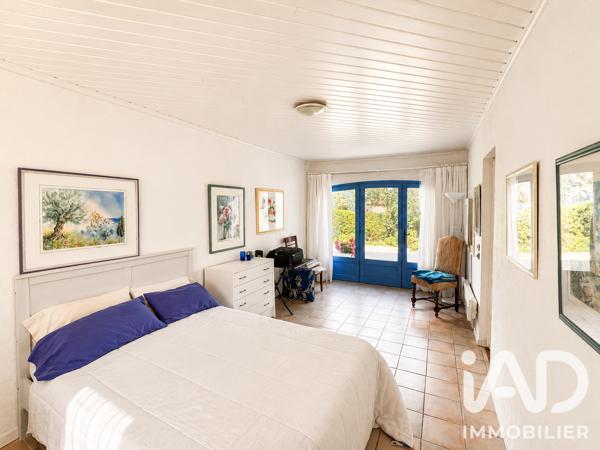 Maison à vendre 6 pièces 147 m² Valbonne