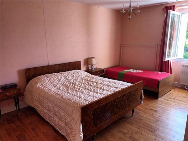 Maison à vendre 119 000 € Saint-Constant 7 p 190 m² DPE F