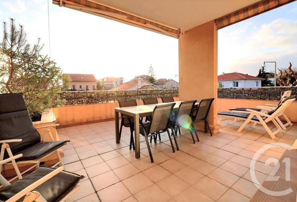 Appartement F3 à vendre  3 pièces - 68,10 m2 FREJUS - 83