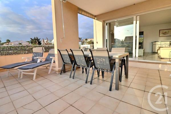 Appartement F3 à vendre  3 pièces - 68,10 m2 FREJUS - 83