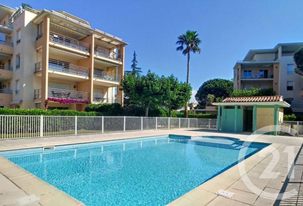 Appartement F3 à vendre  3 pièces - 68,10 m2 FREJUS - 83