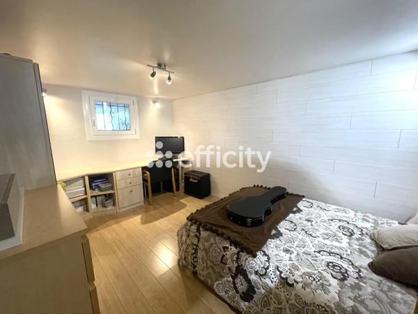 Maison 5 pièces - 195 m²