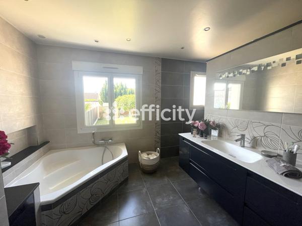 Maison 5 pièces - 195 m²