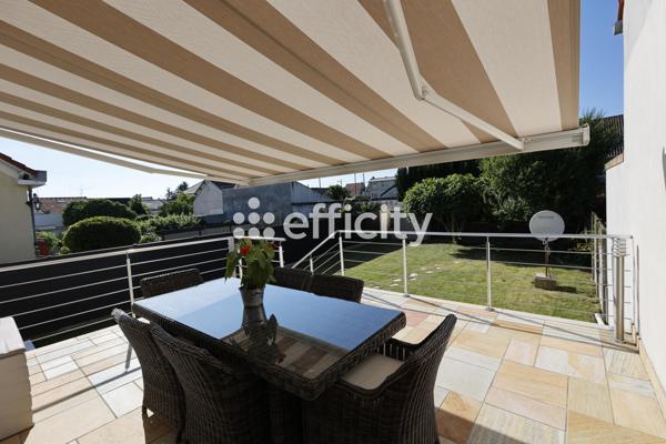 Maison 5 pièces - 195 m²